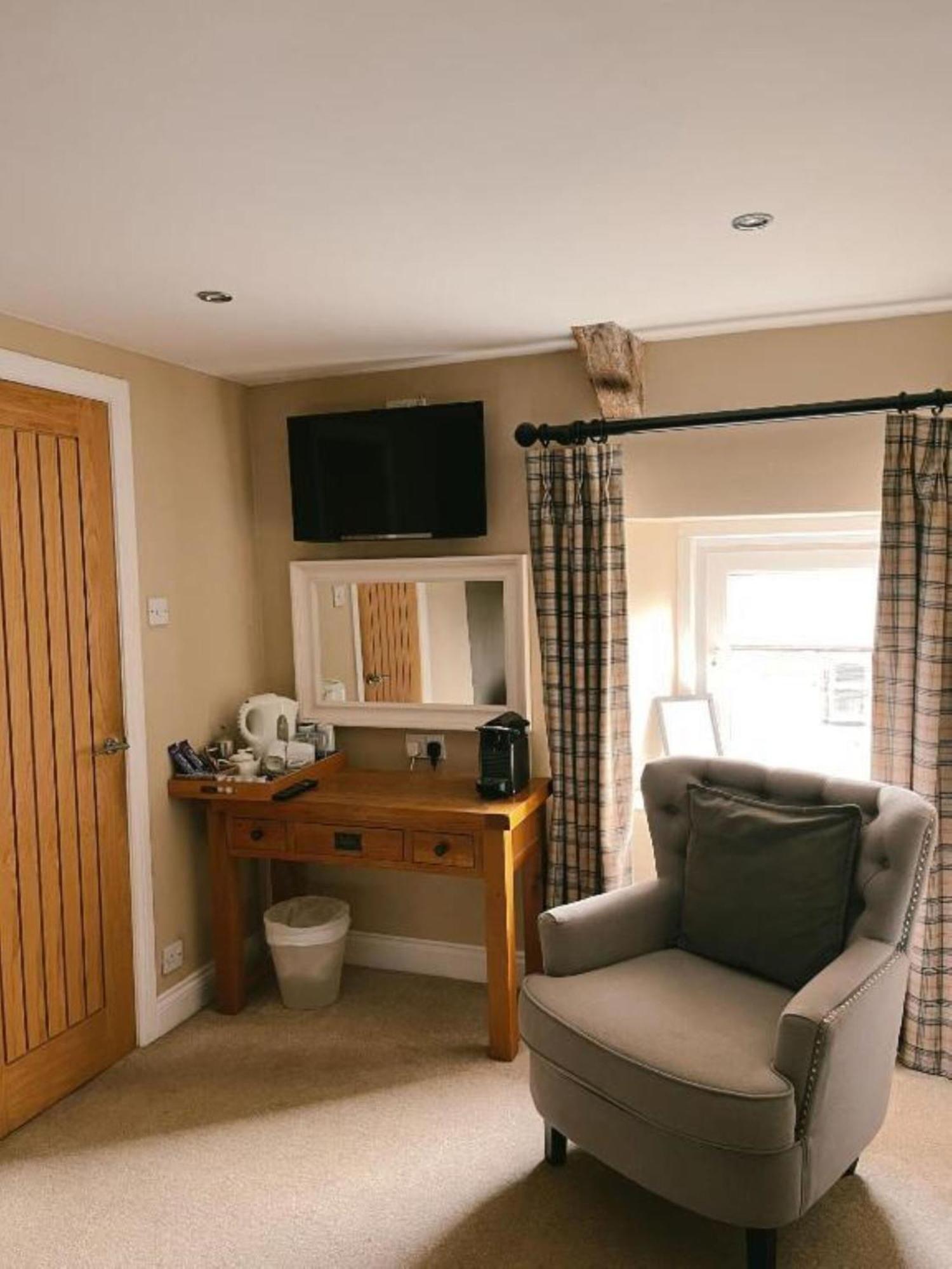 The Cheviot Hotel ベリングハム エクステリア 写真